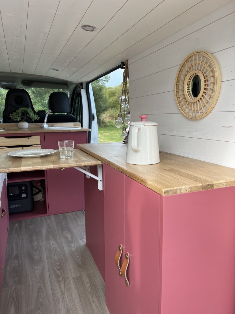 trafic van amenage saint malo dinard bretagne location